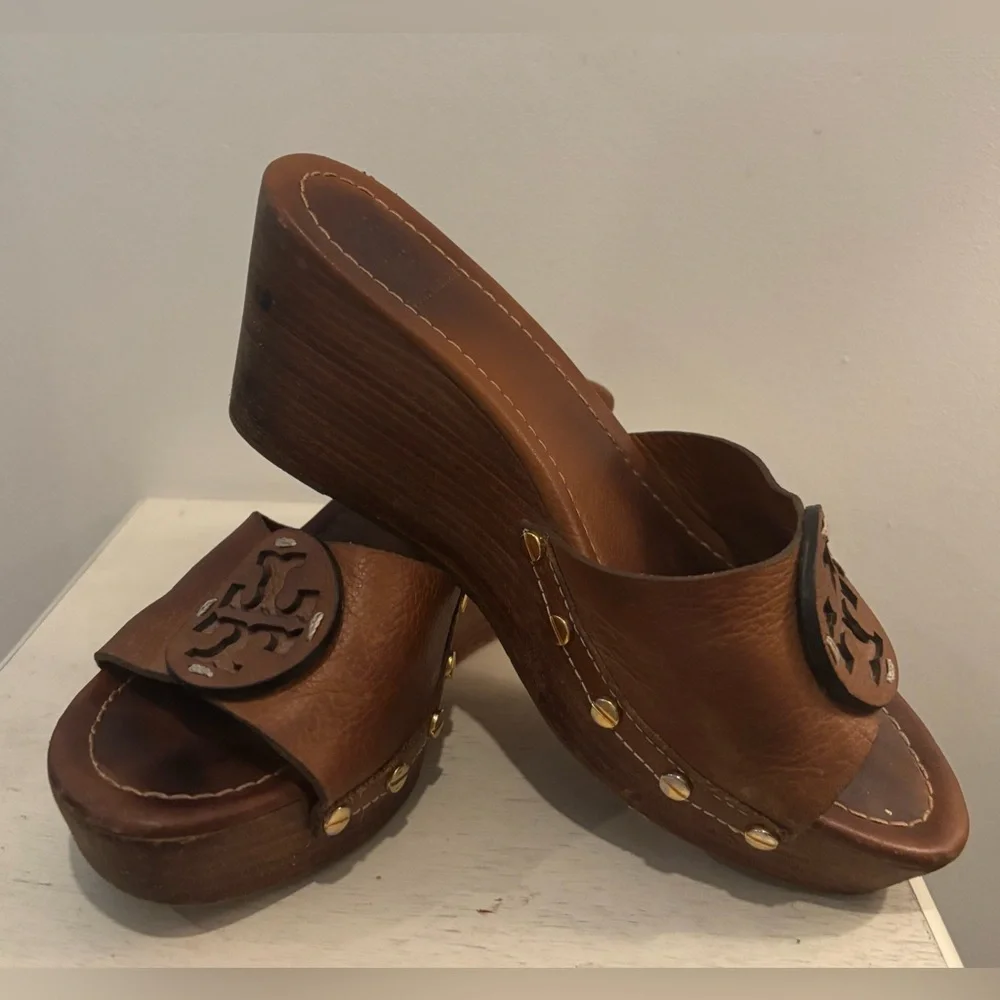 🤩 Modern VTG Tory Burch Leather Clog Wedge Sandals - Camel - Picture 3 of 13